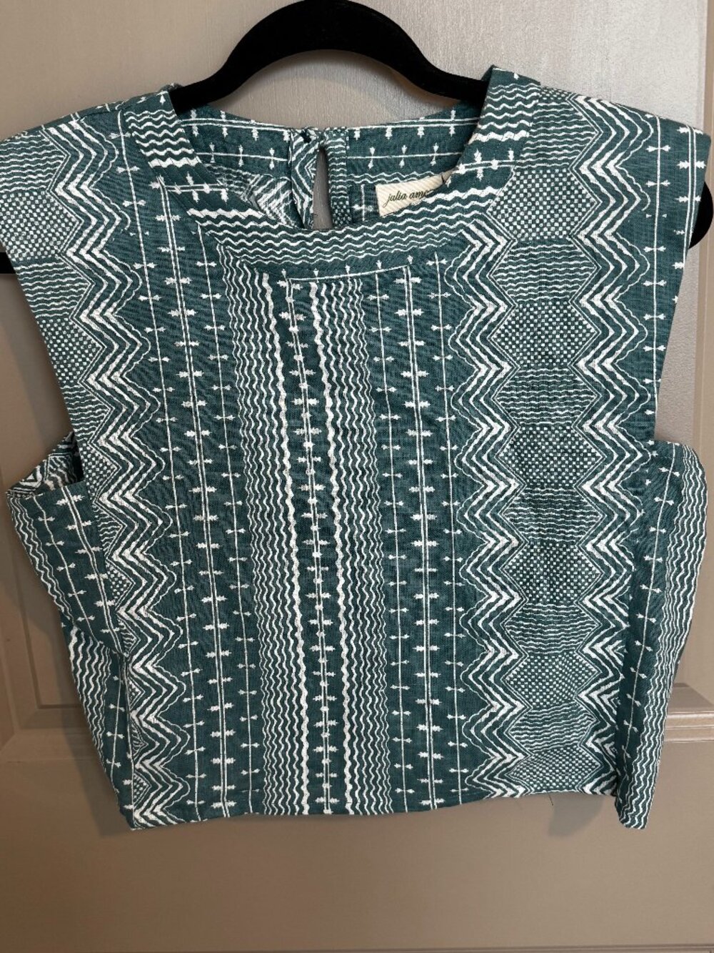 Julia Amory Sleeveless Top - Small